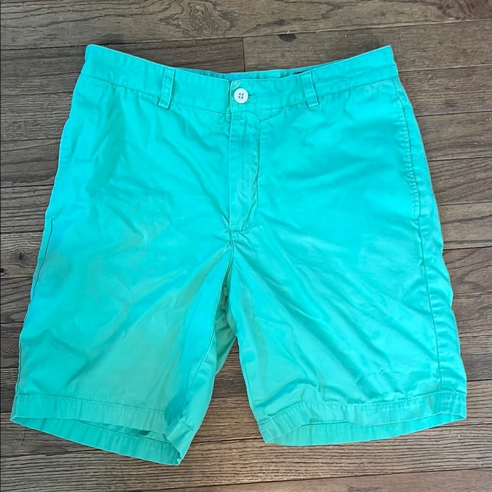 Vineyard Vines Lime Green Flat Front Shorts for men